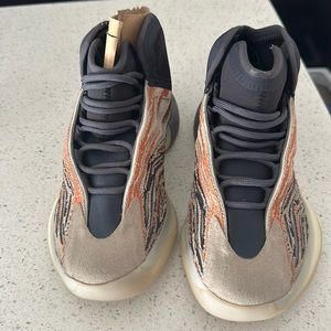 Yeezy basketball shoes